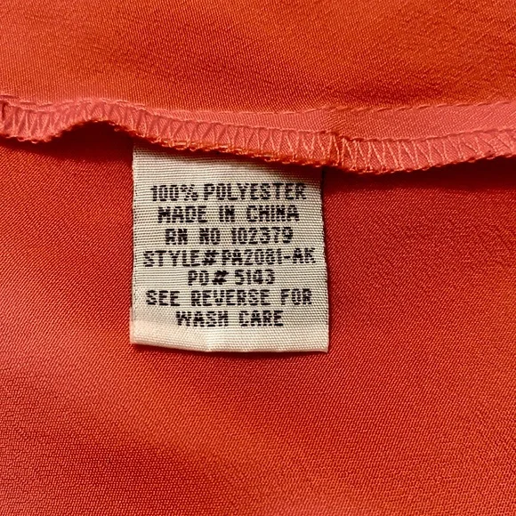 Woman’s Dress - Picture 14 of 15